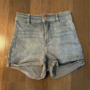 Itty bitty high waisted denim shorts